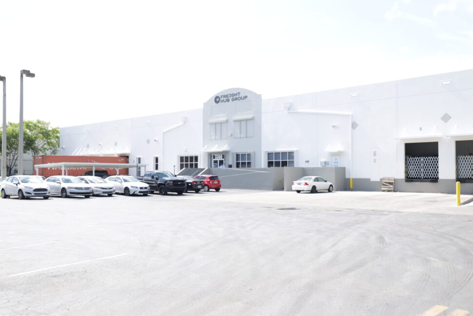 Go Warehouse www.gowarehouse.io Freight Hub Group Miami Florida #gowarehouse #gofreight #doxidonut